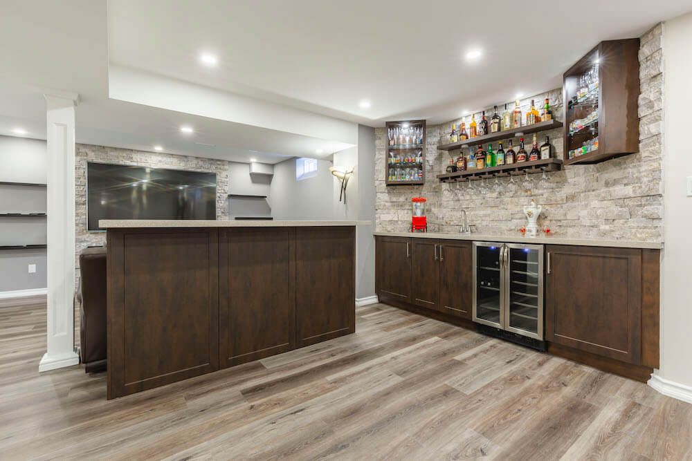 The Benefits Of Building A Kitchen In Your Basement Decor